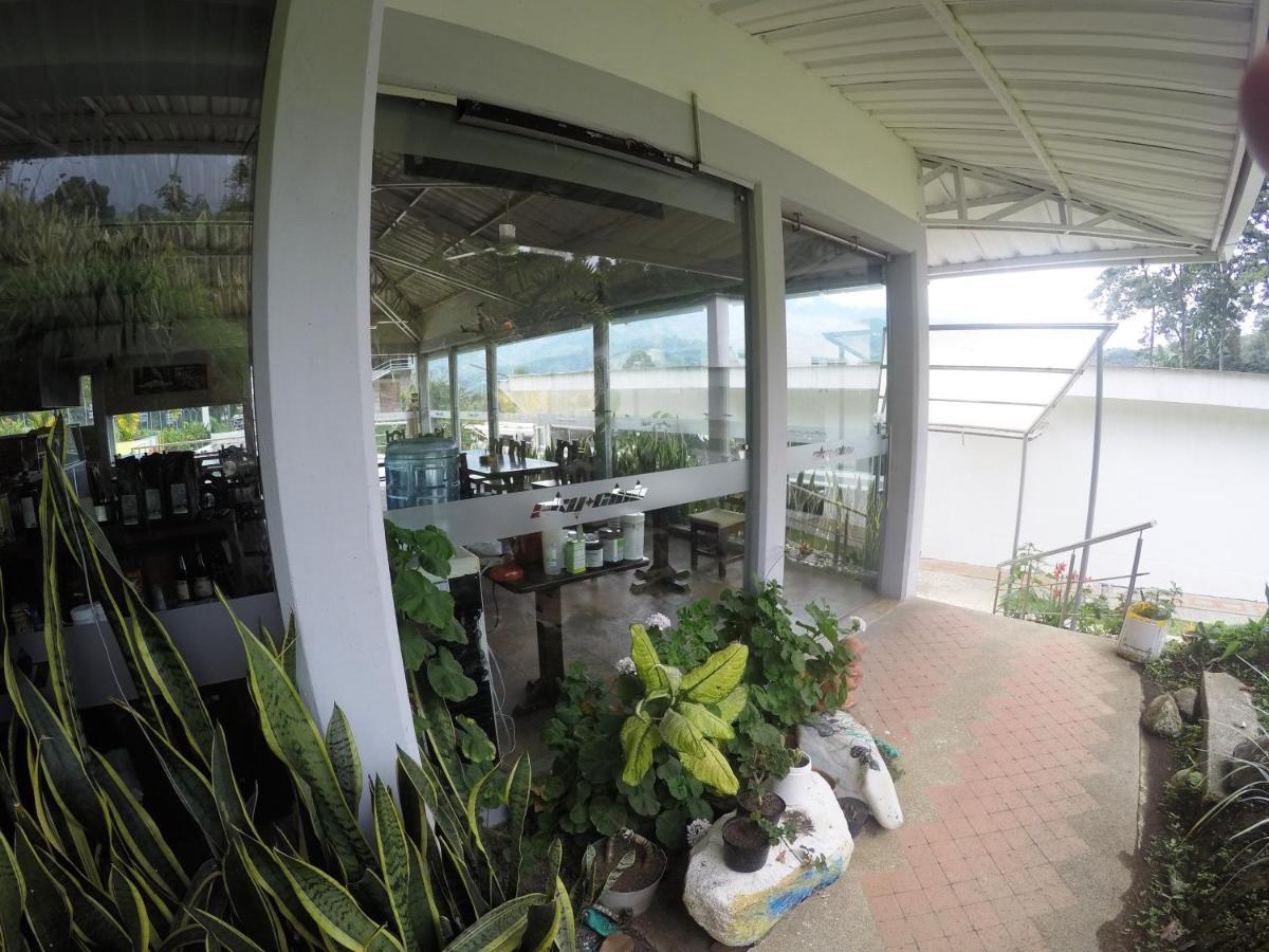 Sky Club Eco Hotel Belen de Umbria Exterior foto