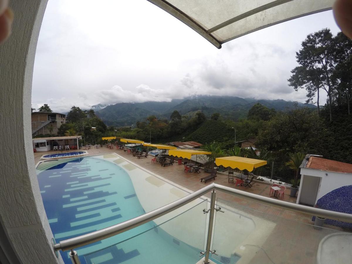 Sky Club Eco Hotel Belen de Umbria Exterior foto